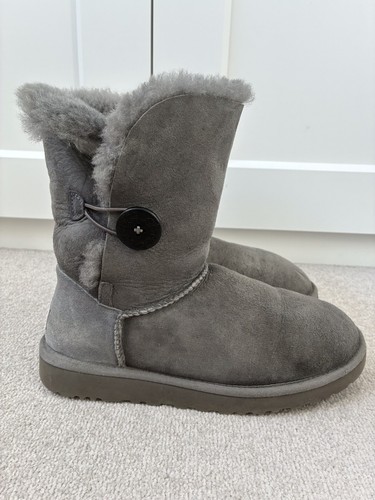 Genuine ugg australia - genuine,