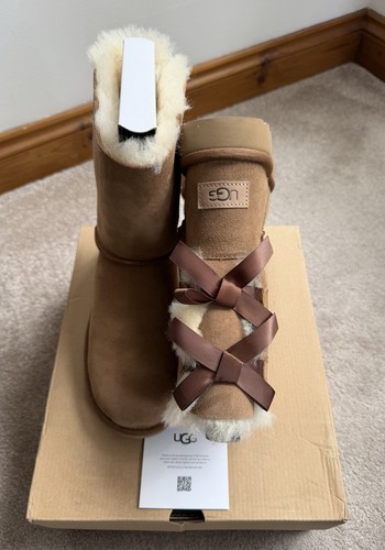 Genuine ugg boots bailey bow - w,