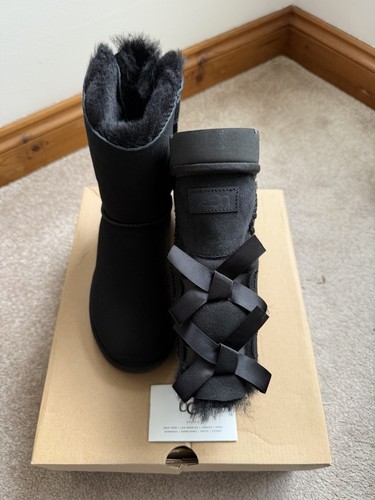 Genuine ugg boots bailey - ugg, w