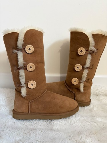 Vintage ugg bailey button - ugg,