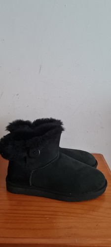 Ugg black mini bailey - mini,