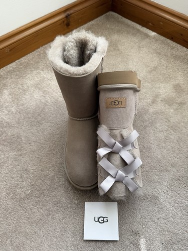 Genuine ugg boots - ugg, w