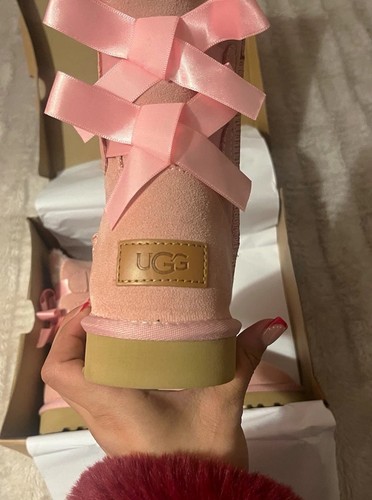 Ugg bailey bow classic - bailey, ii