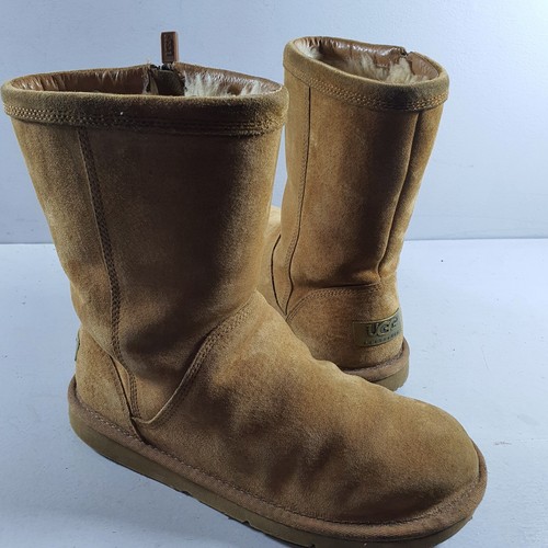 Ugg boots chestnut rugged - boots,