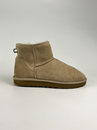 Women beige ugg classic - women's,