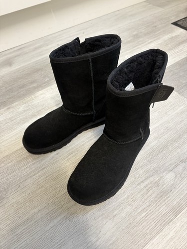 Ugg classic short bailey zip - bailey,
